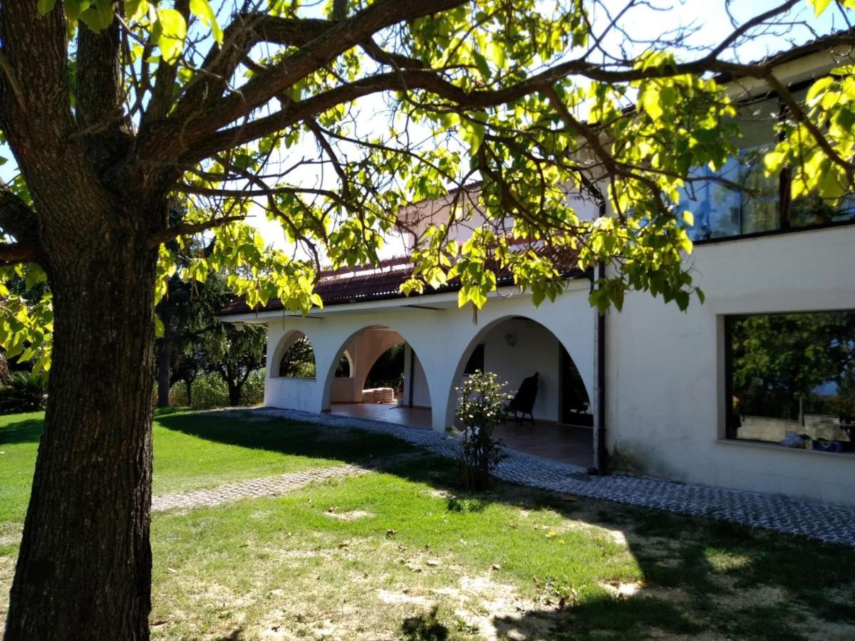 Bed and Breakfast "Cara Pace" In Collina Per Famiglie à Montefiore Conca Extérieur photo