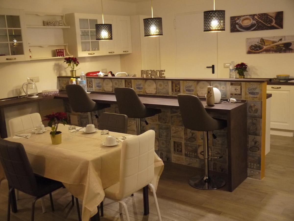 Bed and Breakfast "Cara Pace" In Collina Per Famiglie à Montefiore Conca Extérieur photo